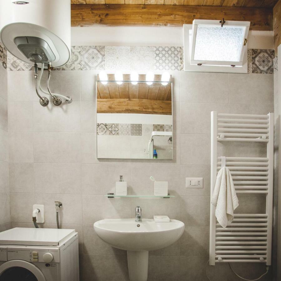 La Casa Dei Nonni Apartment Irsina ภายนอก รูปภาพ